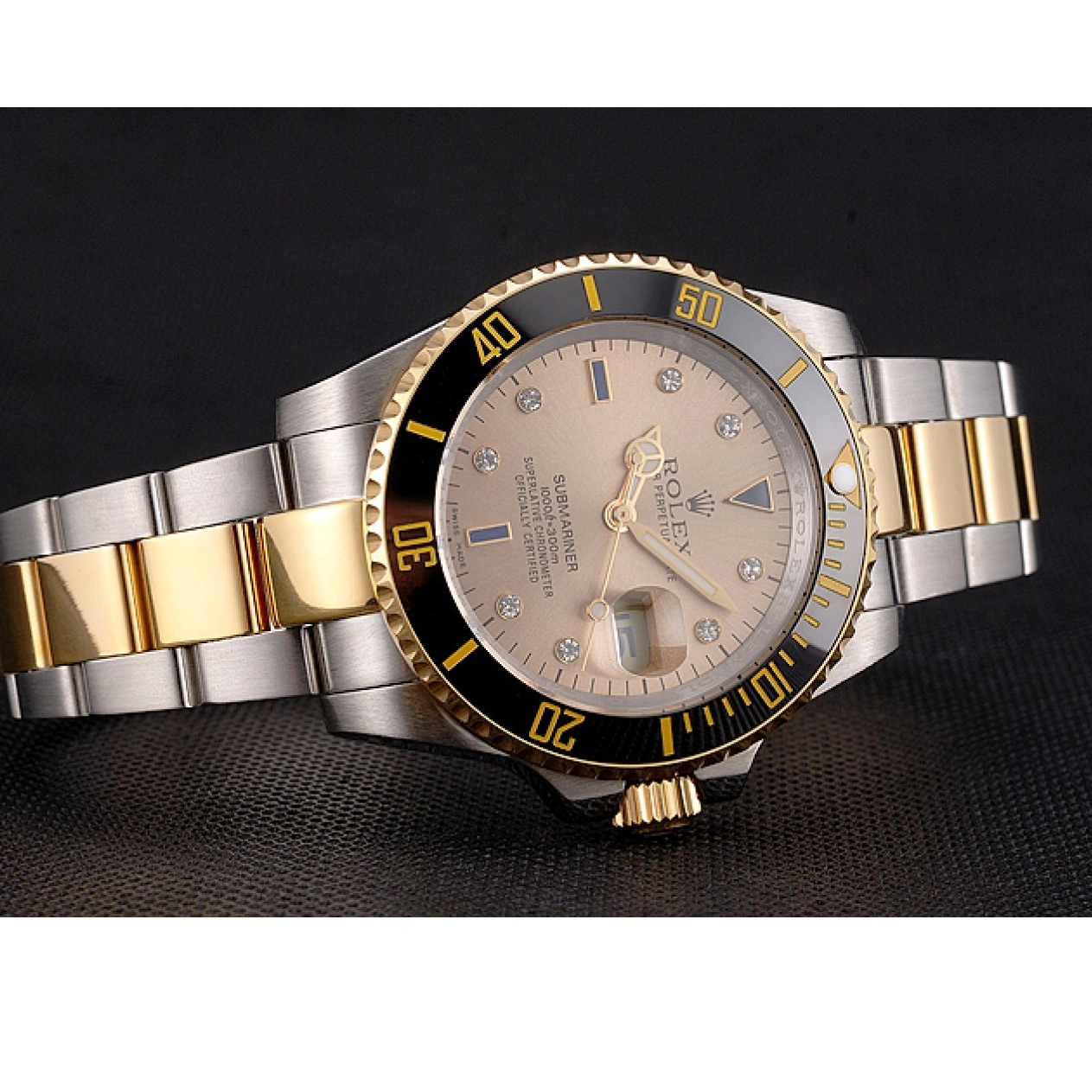 Aaa fake watches Dial Two Bracelet Markings Gold Black Swiss Diamond Gold Steel Submariner Bezel Tone Rolex 0819